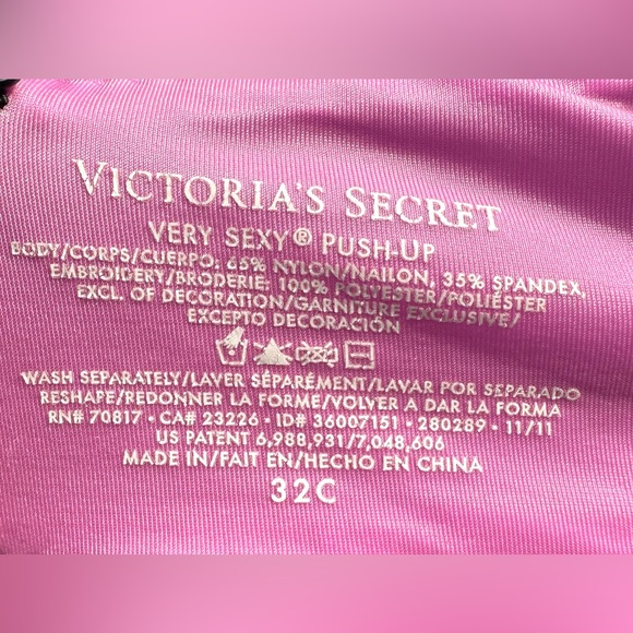 Victoria's Secret Very Sexy Push Up Pink Bra Black Lace Trim Size 32C - Picture 10 of 10